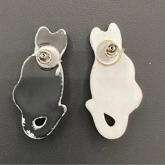 Crackle Cat Earnings Perched - Picture 6 of 8